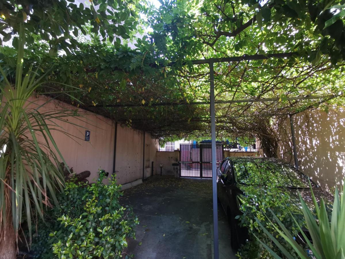 Villa Rosa Etna Apartments Zafferana Etnea Eksteriør bilde